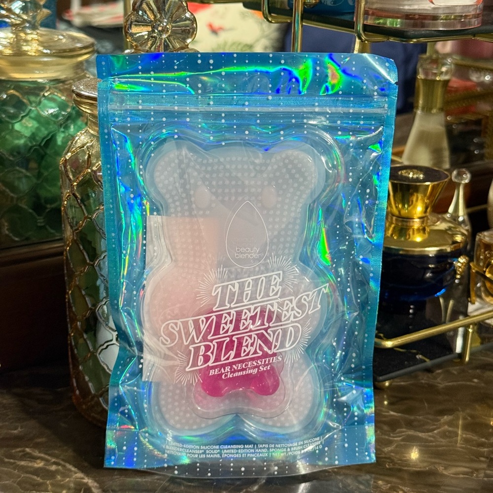 Beautyblender The Sweetest Blend Bear Necessities Cleansing Set
